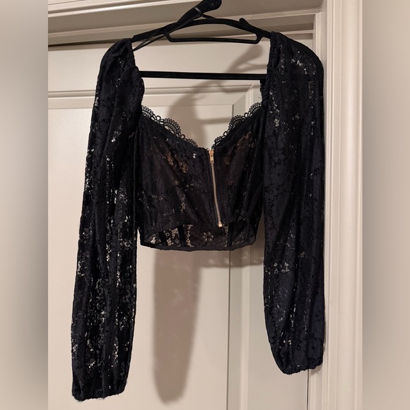 VICI Elegant Black Lace Women's Top - Picture 3 of 4